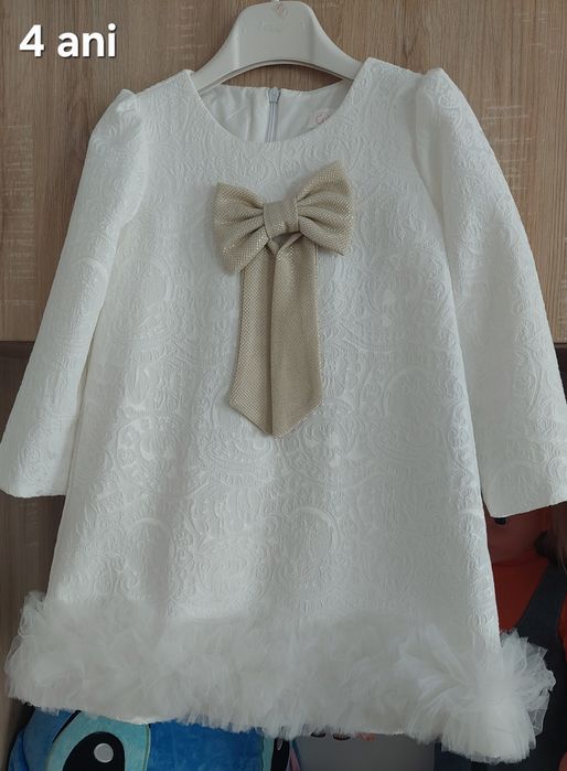 Rochie fetiță mărime 3-4 ani