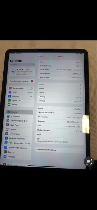 iPad Pro 11" 3rd generation 128gb WiFi +cellular (unlocked)- 1000