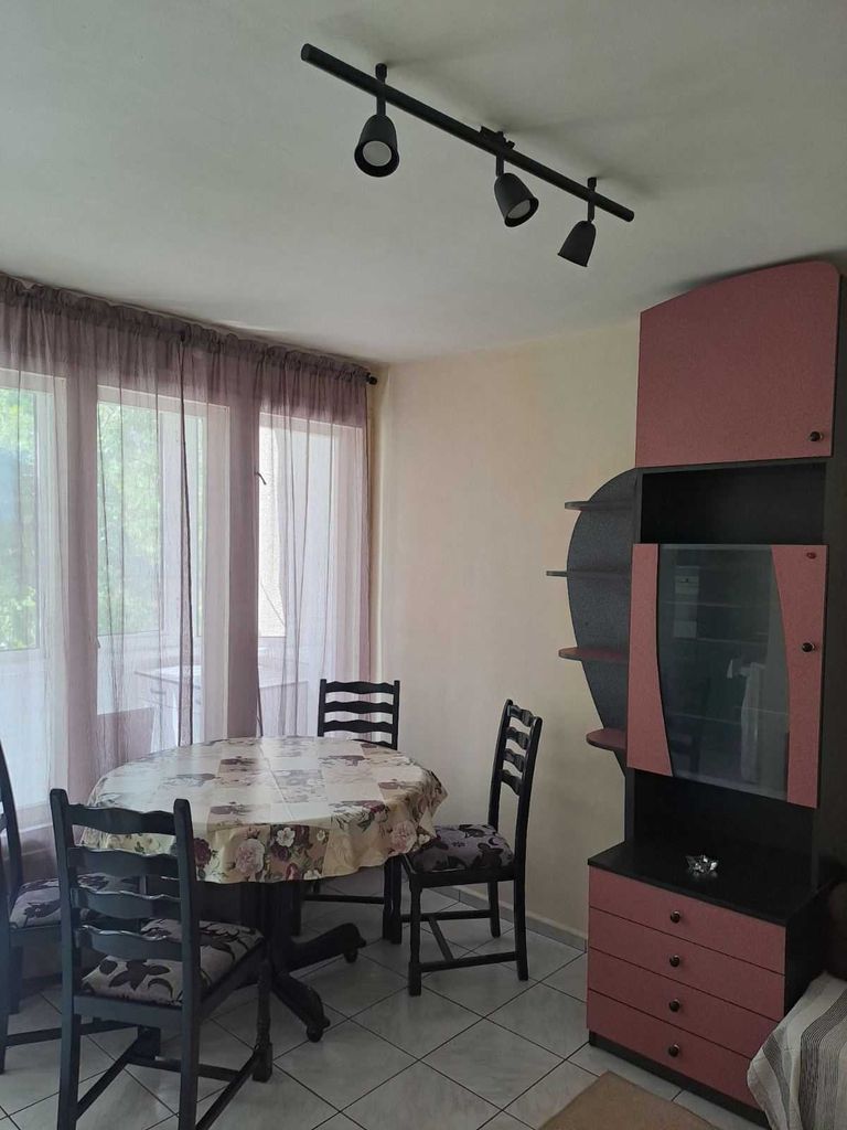 Дава се под наем Двустаен апартамент в Варна, Чаталджа - 55 кв.м за 357 € - Снимка #2