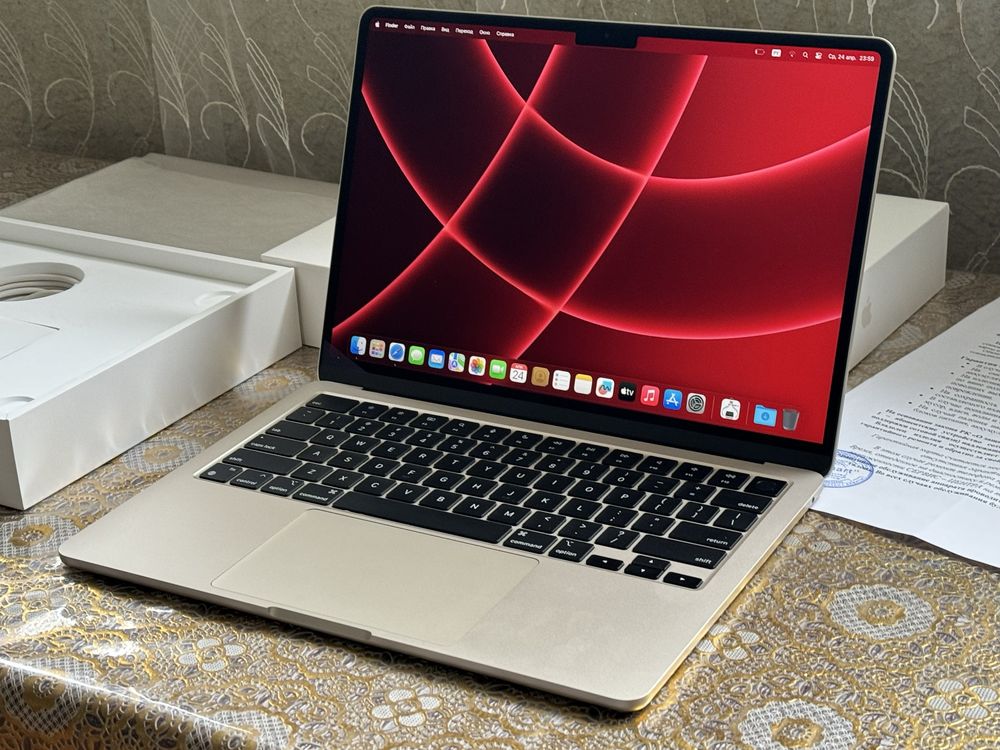 Новый MacBook Air 13 M2 Starlight 2023 EAC 99% емкость/SSD256GB/Osu8Gb