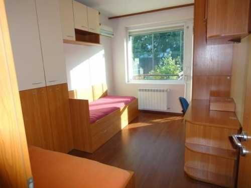 Дава се под наем Тристаен апартамент в София, Дианабад - 90 кв.м за 775 € - Снимка #8