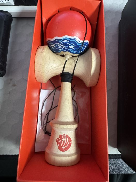 Kendama Krom pro mod davide