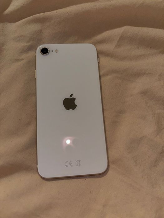 Iphone SE 2020 - se vinde .