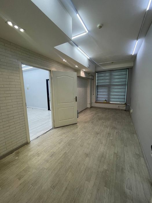 Аренда офиса в отдельно стоящем здании Метро Ойбек!!