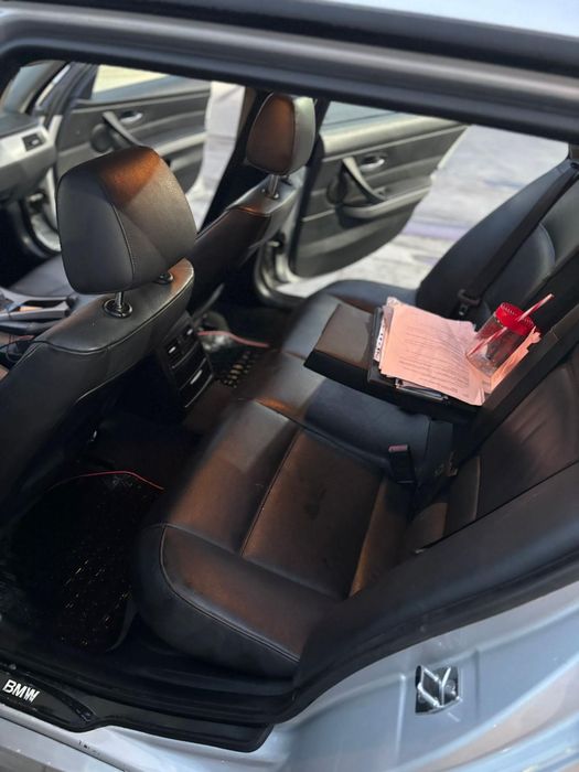 BMW E91 • Motor M47 • 2007 • Manuală