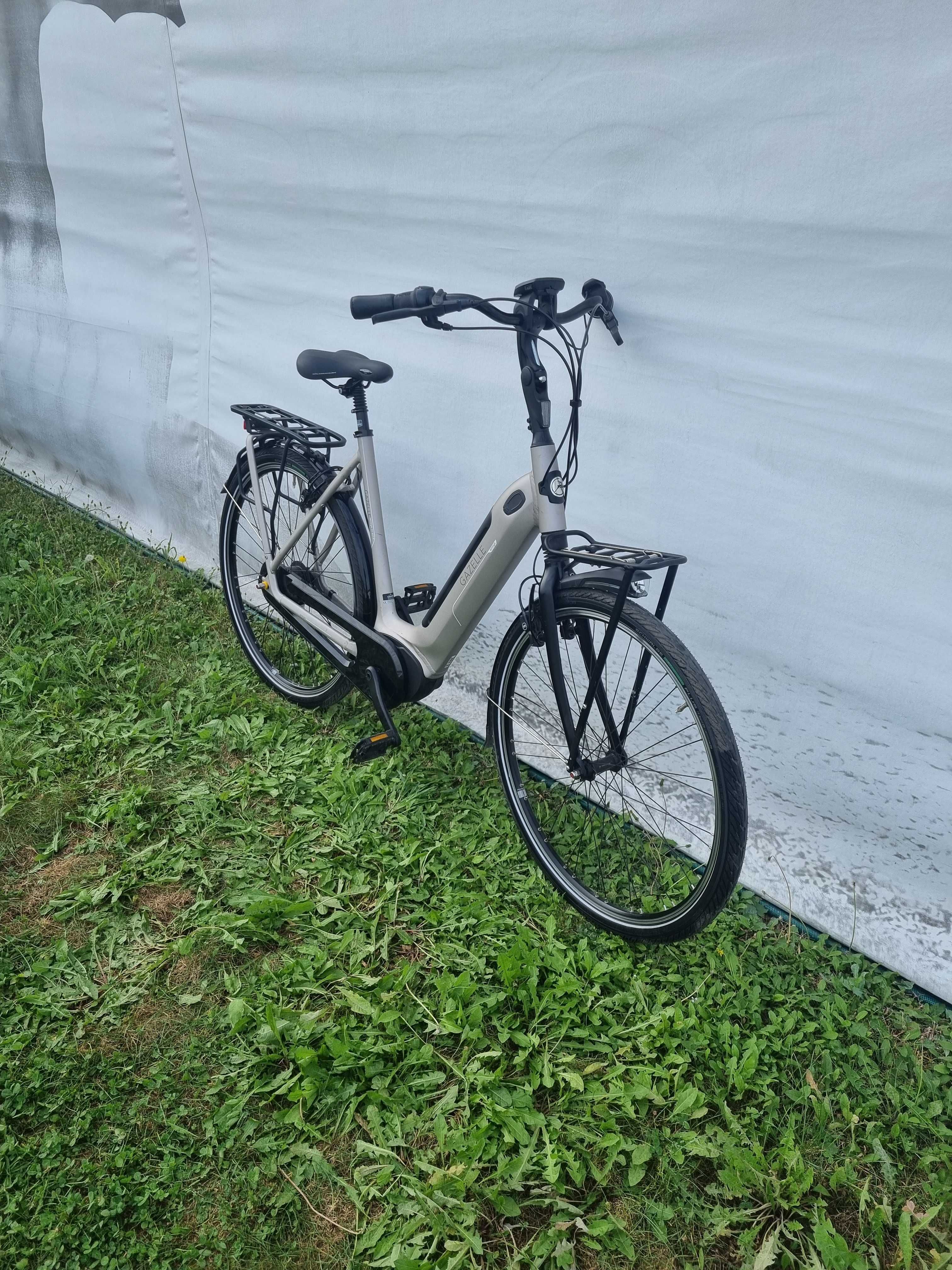 Bicicleta Gazelle Noua electrica Cube Scott