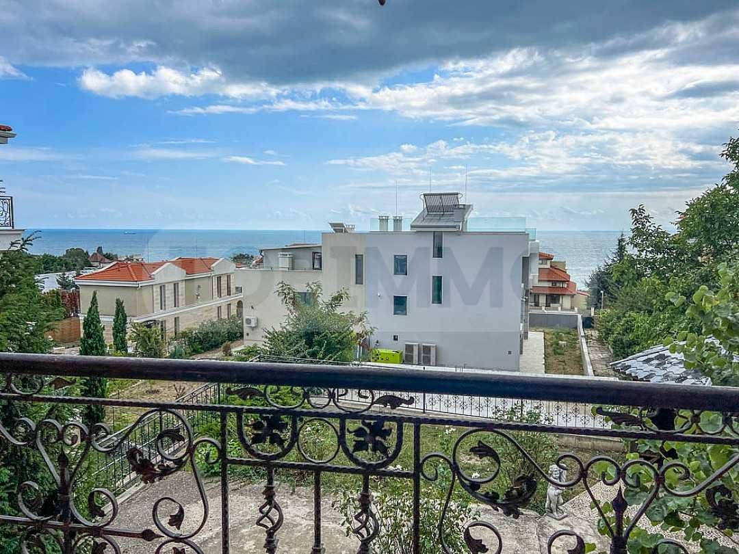 Продава се Къща в Варна, м-т Траката - 282 кв.м за 3032 €/кв.м - Снимка #9