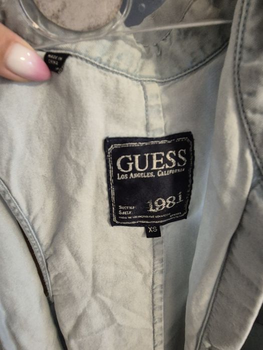 Cămașă jeans fară menci marca Guess, XS