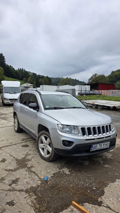 Vand - schimb Jeep Compass 2013 ,4x4  anvelope noi jante 18"
