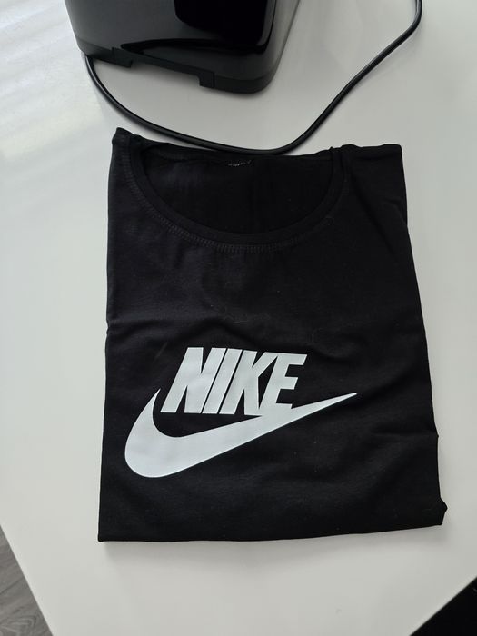 Tricou nike ,purtat o data