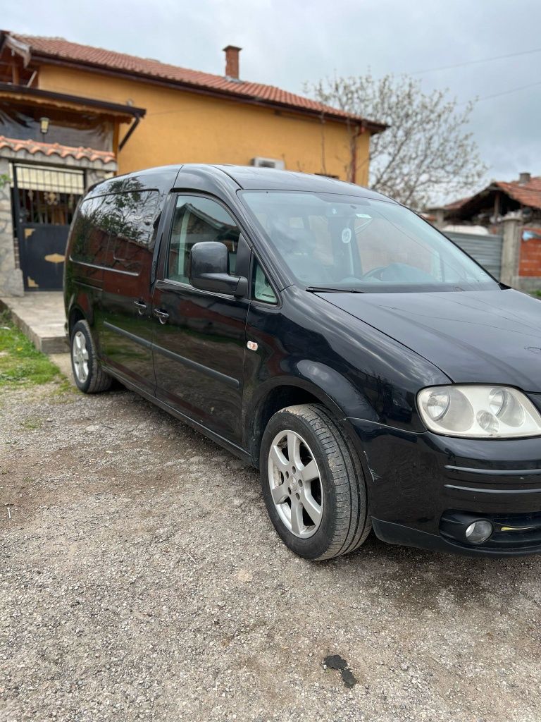 WV Caddy Maxi 1.9 tdi рампа за инвалидна количка