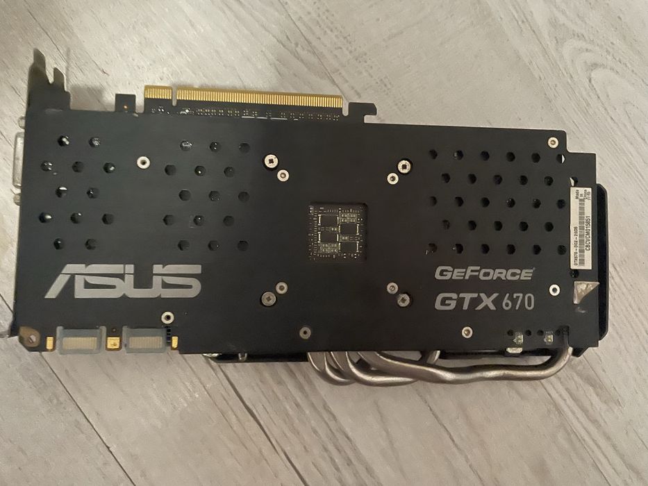 Placa video asis gtx 670 de 6 gb