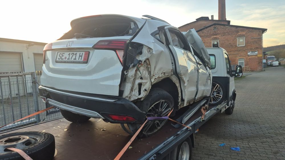 Honda H-RV 2016G 1.6 DIESEL Хонда H RV ДИЗЕЛ 16 120К НА ЧАСТИ