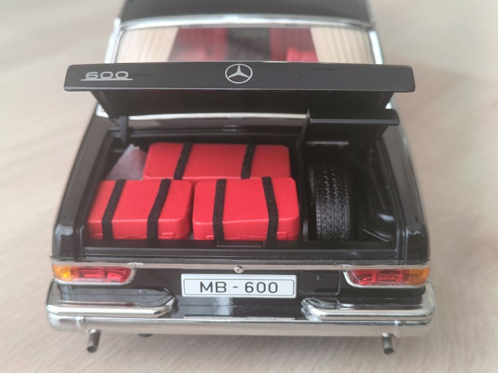 Mercedes 600 Pullman, Kengfai 1:18