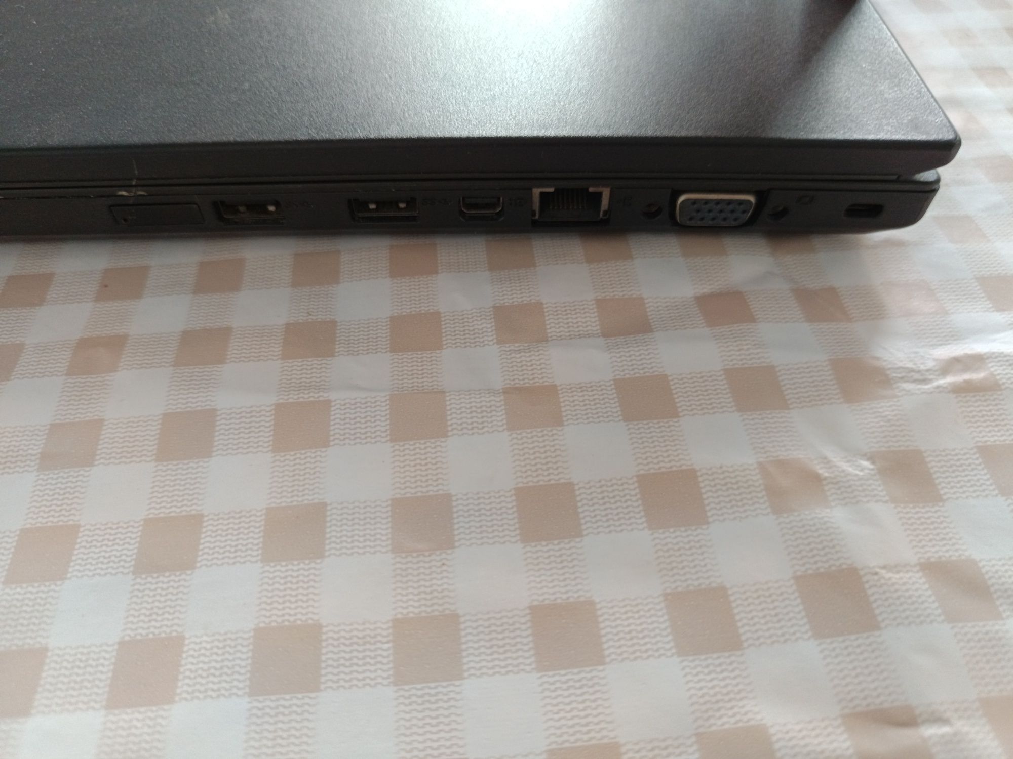 Продавам Lenovo L460