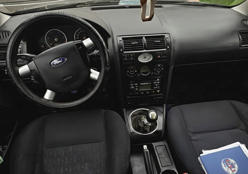 Ford Mondeo MK3, an 2002, 380.000 km, motor 2.0 TDCi