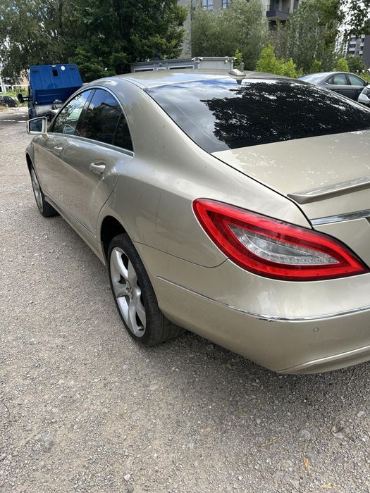 Mercedes CLS350 W218 Airmatic full led на части