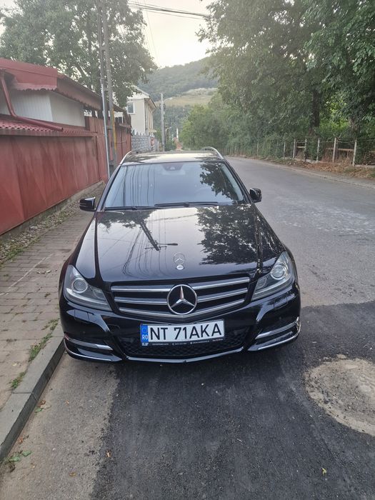 Vând Mercedes c180 impecabil schimb cu S350 sau ML