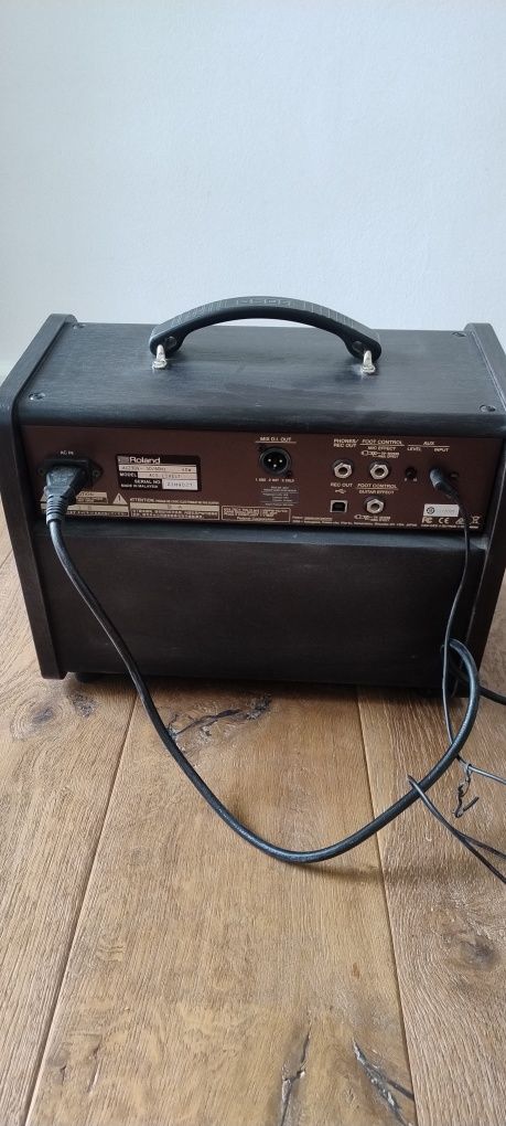 Amplificatore chitară acustică Rolland Boss