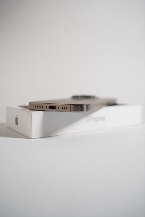 Iphone 16 pro 128GB Natural titanium
