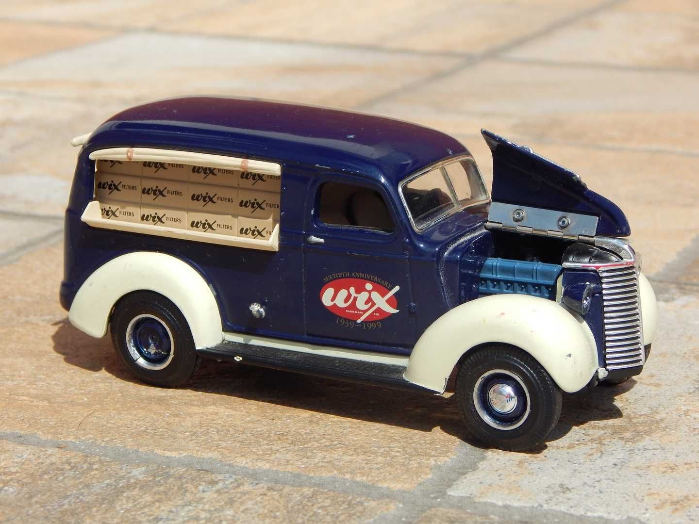 Macheta masina epoca livrare filtre ulei Wix Chevrolet Canopy 1939 SUA