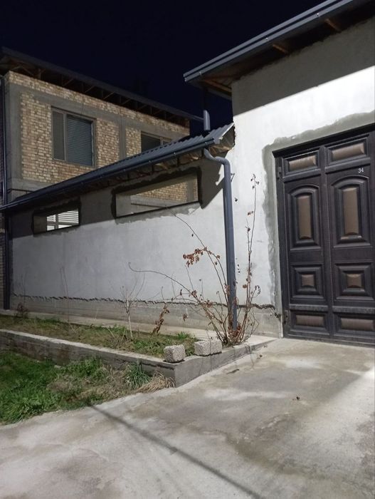 Уч кахрамонда участка сотилади!