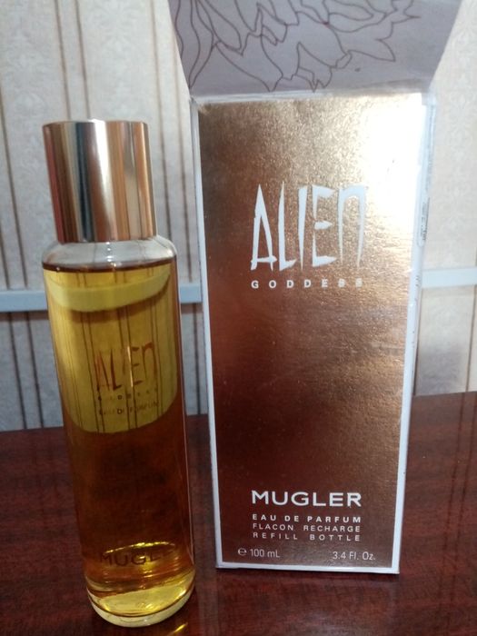 Alien Goddess MUGLER