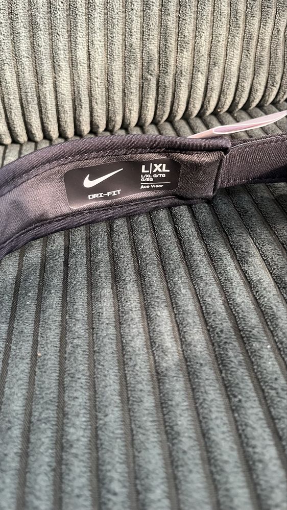 Спортна козирка Nike