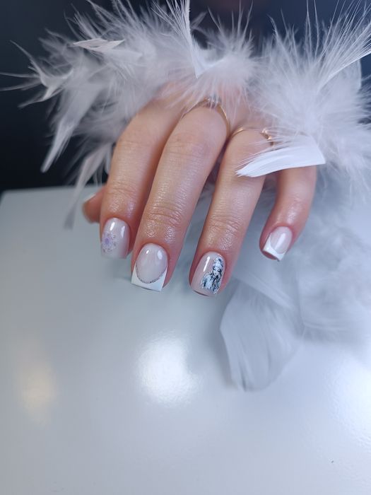 Маникюр с покрытием