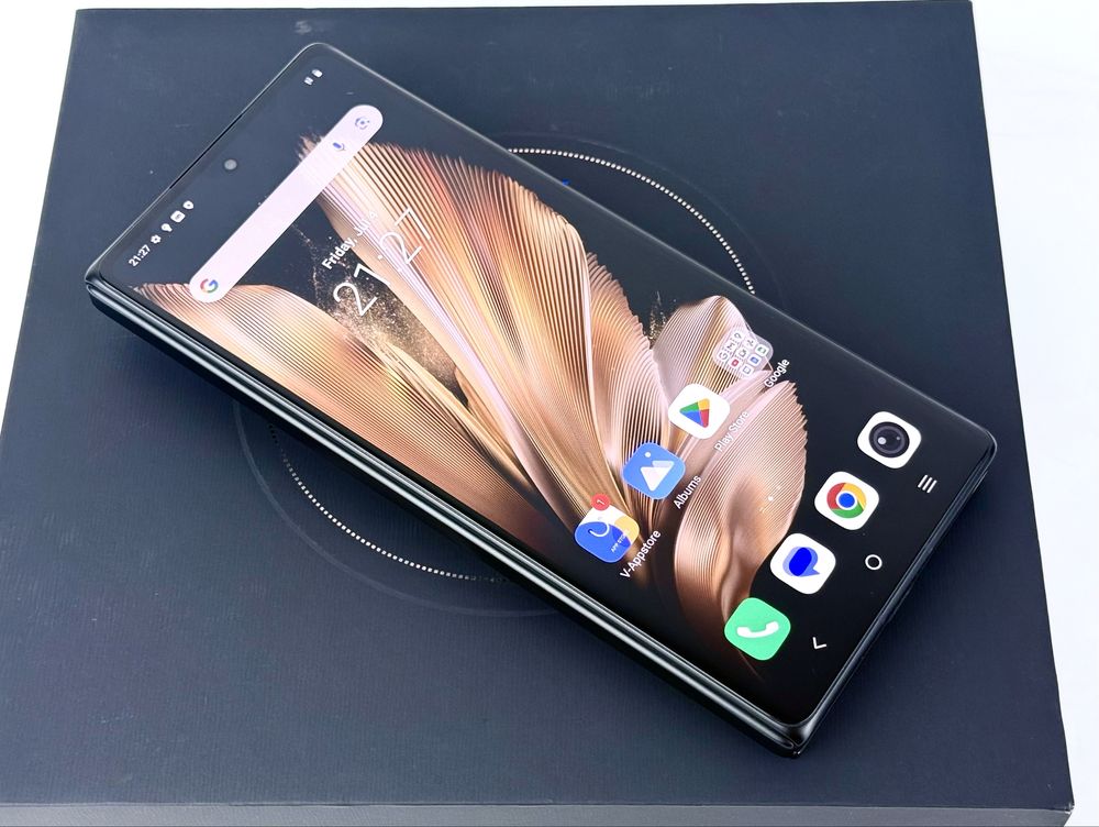 НОВ! Vivo X Fold 3 Pro 512GB 16RAM Black Гаранция!