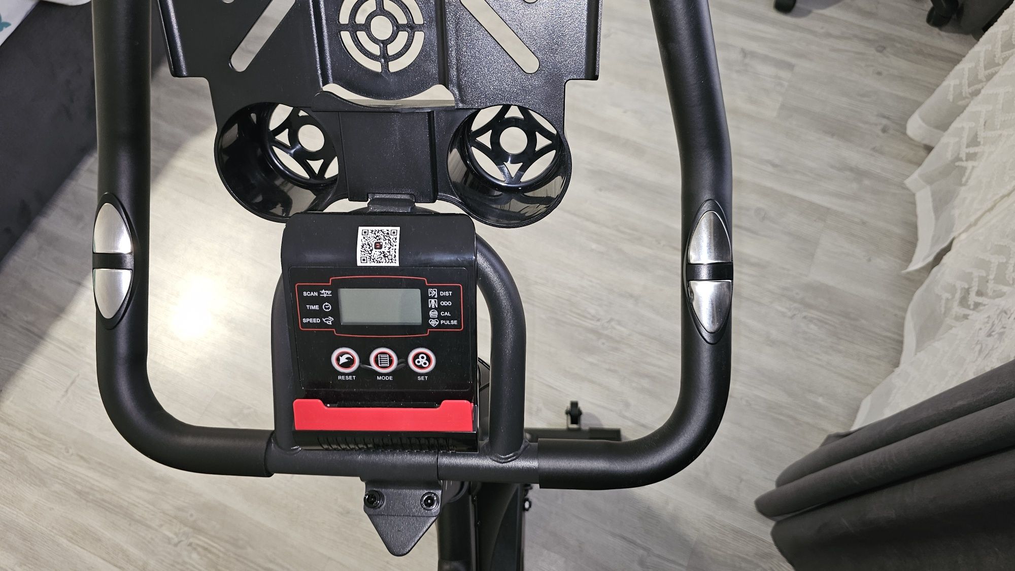 Bicicleta fitness indoor cycling FitTronic SB8000 volant 13 KG