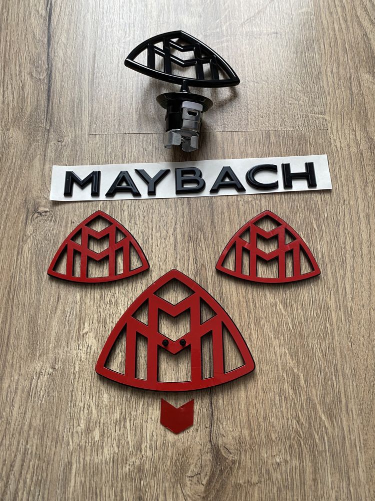 Set Embleme Scris Logo Spate Aripi Superioare Mercedes Maybach Negre