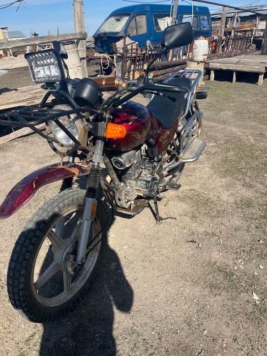 Продаю Мотоцикл 250 куб