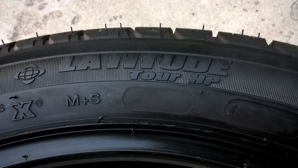 O anvelopa de vara 245 45 20 michelin latitude tour H/P 7,5 mm