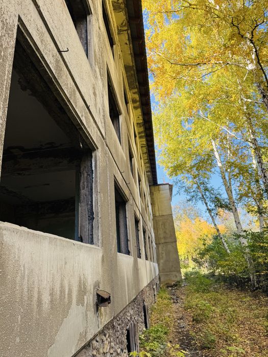 Срочно Продается здание под снос и разбор