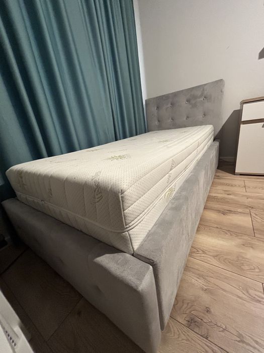 Pat copii tapițate cu spațiu de depozitare