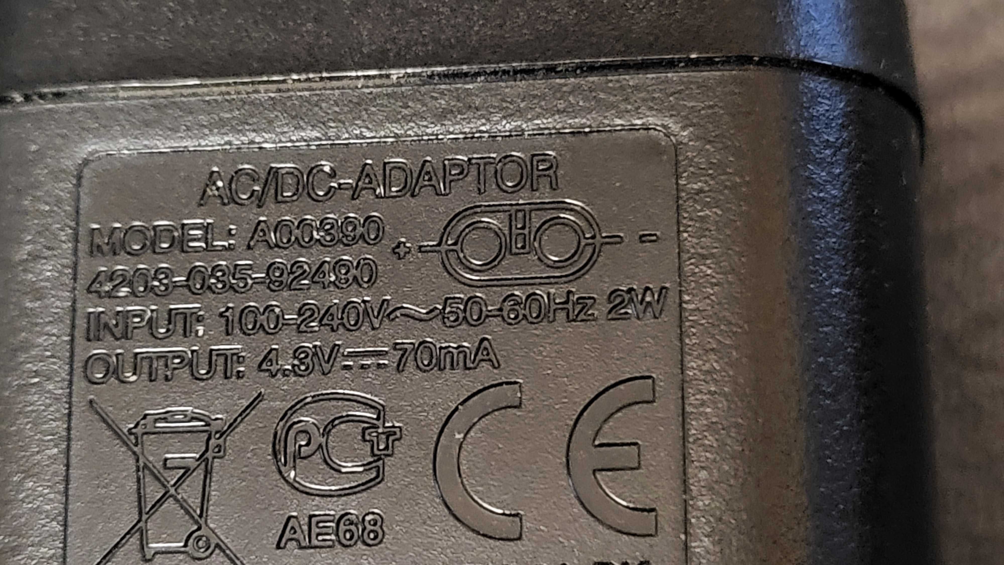 PHILIPS Incarcator  4.3V-70mA model A00390 fuctional