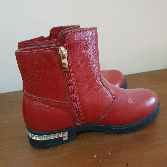 Продам сапожки.В хорошем состоянии.Размеры разные.