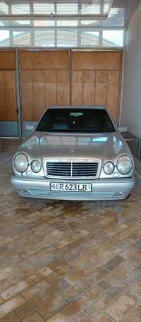 Mercedes Benz E230