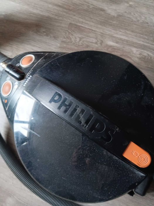 Прахосмукачка филипс