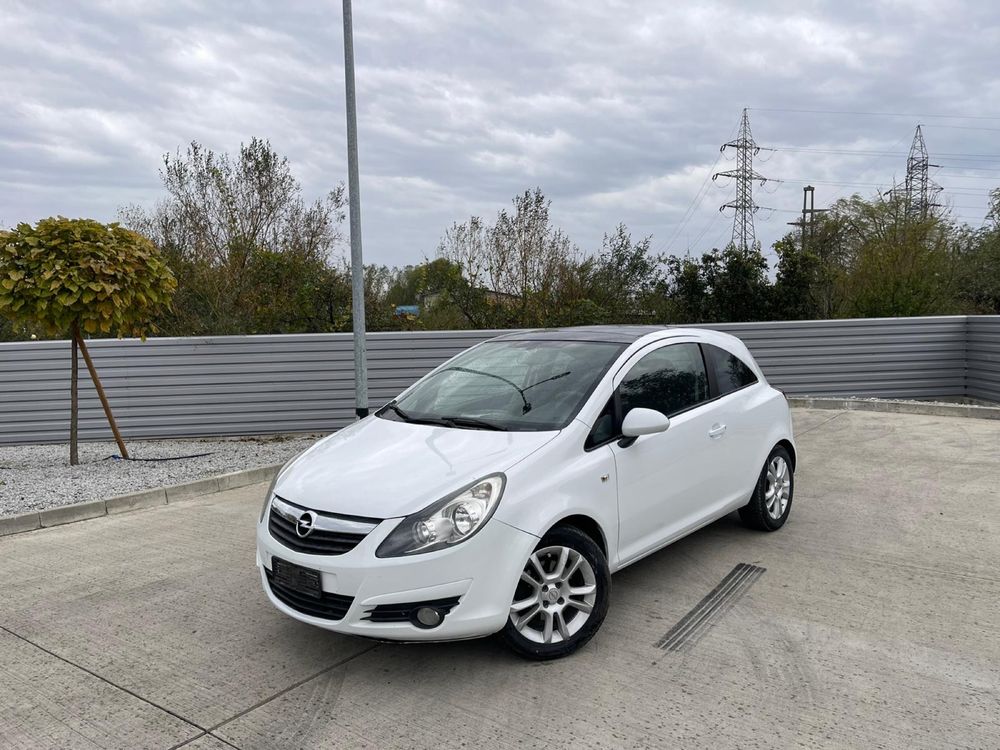 Opel Corsa D 2009 Automat