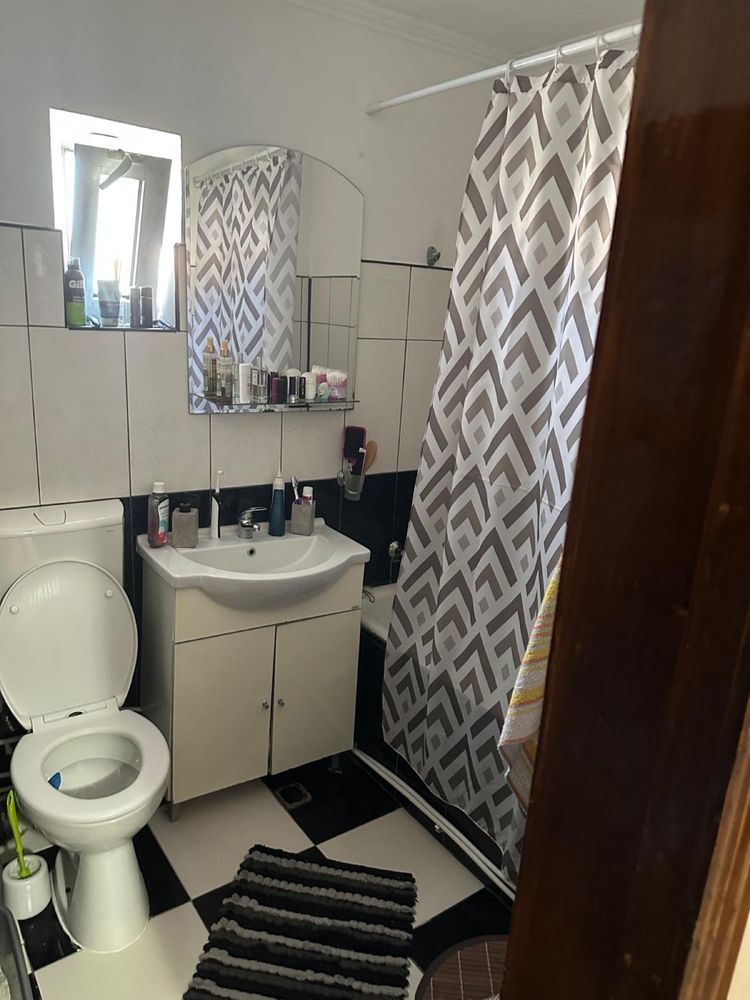 Apartament 4 camere