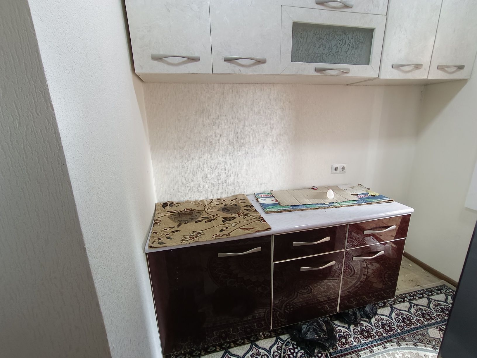 Qarshi shahri Neftchilar mah 4 xonalik uy sotiladi