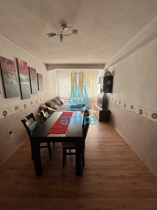 Продава се Многостаен апартамент в София, Лагера - 153 кв.м за 1929 €/кв.м - Снимка #1