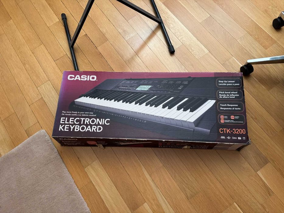 Пиано Casio CTK 3200 + стойка