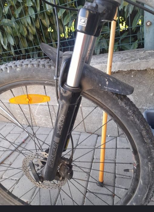 Vând bicicleta cannondale