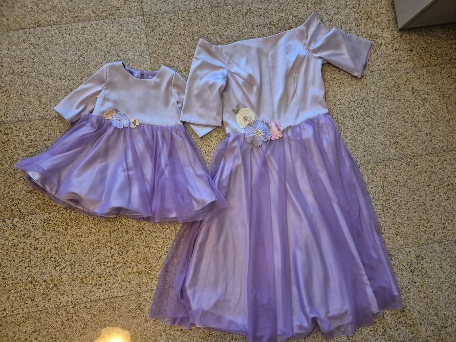 Продавам рокли мама и бебе в лилав цвят 
Размер мама М/Л
Размер бебе 8
