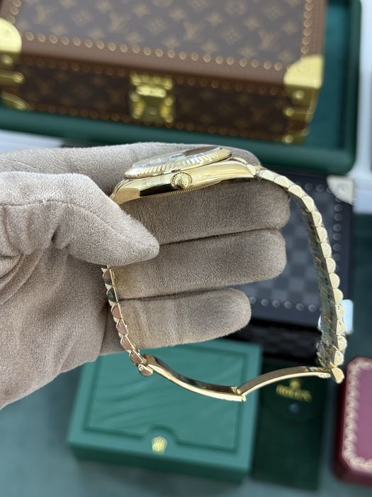 Rolex Day-Date 40mm Gold 18k