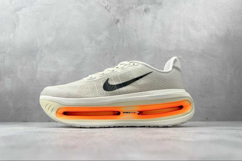 Нови дамски маратонки Nike Vomero Premium