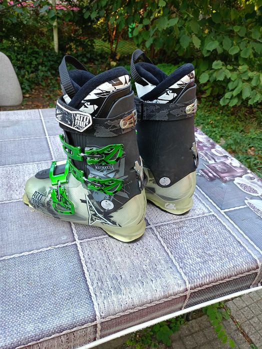 Продавам ски обувки Atomic номер 42 - 43
